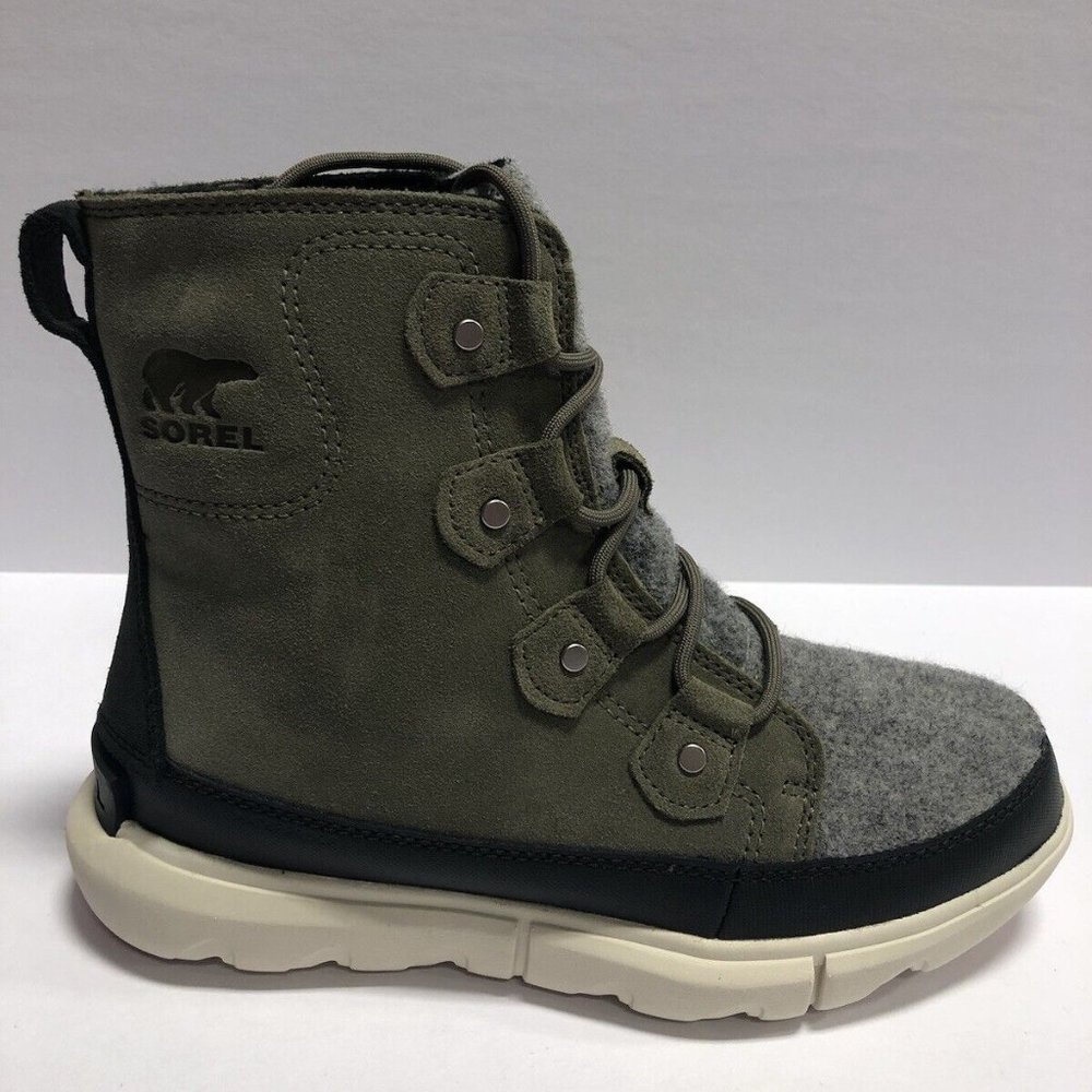 Sorel Gray and Black Winter Boots